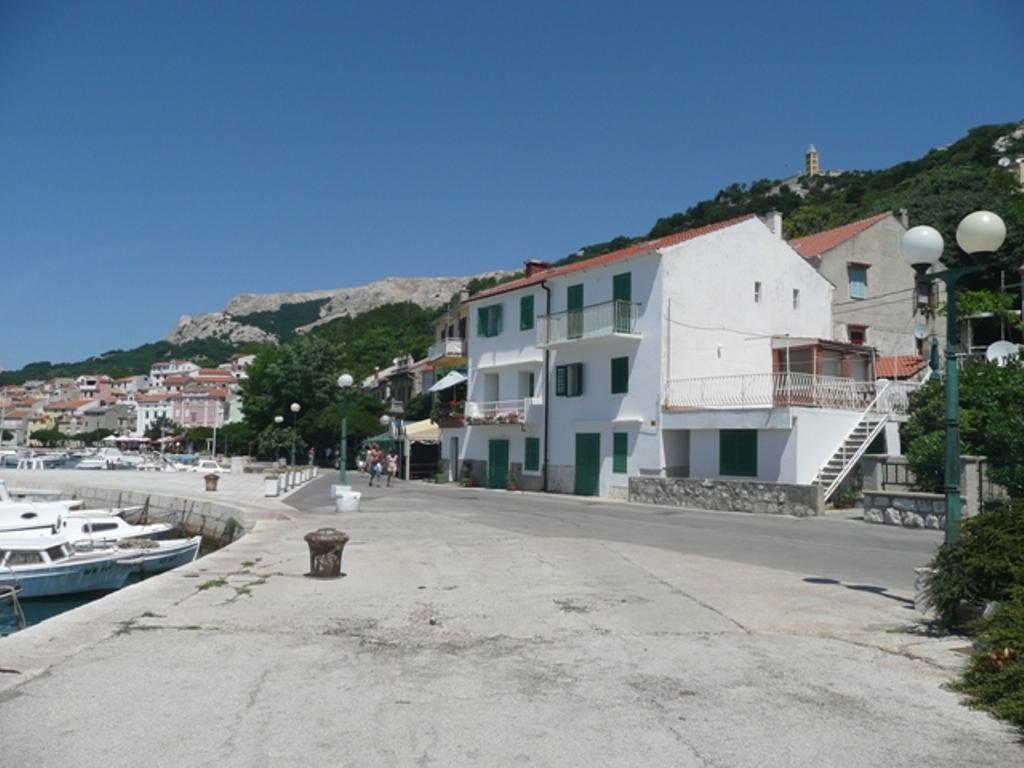 Apartment Mira Baška Екстериор снимка